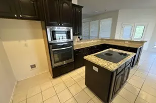 10717 Elmhurst Ln, Fort Worth, TX 76244 - Photo 4