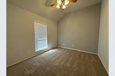 10717 Elmhurst Lane, Fort Worth, TX 76244 - Photo 16