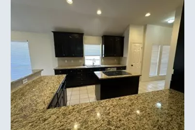 10717 Elmhurst Lane, Fort Worth, TX 76244 - Photo 6