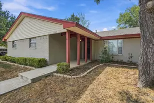 1105 Northwood Dr, Commerce, TX 75428 - Photo 2