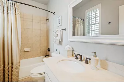 4021 Winsor Drive, Farmers Branch, TX 75244 - Photo 24