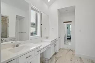 9409 Excursion Dr, Oak Point, TX 75068 - Photo 12