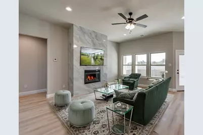420 E Lamar Street, Palmer, TX 75152 - Photo 1