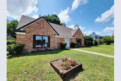 2317 Woodhollow Avenue, Mesquite, TX 75150 - Photo 2