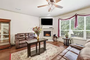 225 Bentley Dr, Midlothian, TX 76065 - Photo 8