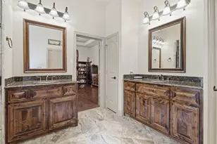 225 Bentley Dr, Midlothian, TX 76065 - Photo 14