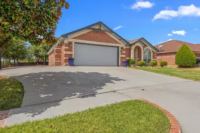 7112 Snowy Owl Street, Arlington, TX 76002 - Photo 2