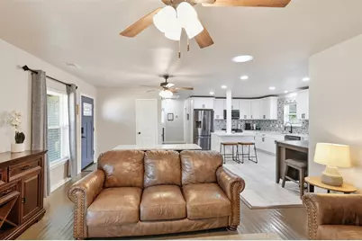 2421 Hillburn Drive, Dallas, TX 75227 - Photo 6
