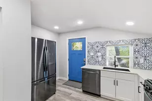 2421 Hillburn Dr, Dallas, TX 75227 - Photo 28