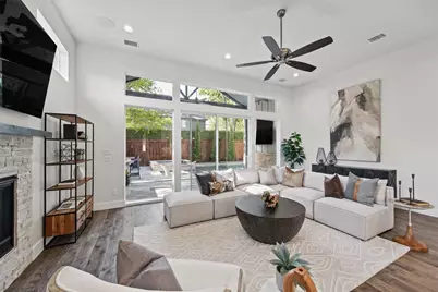 8655 Forest Hills Boulevard, Dallas, TX 75218 - Photo 12