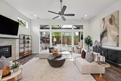 8655 Forest Hills Boulevard, Dallas, TX 75218 - Photo 10