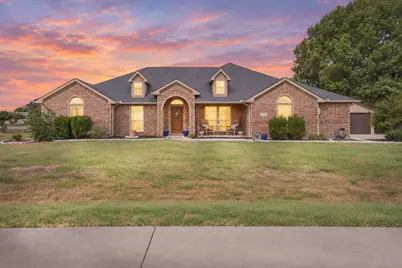 343 Cambridge Court, Waxahachie, TX 75167 - Photo 1