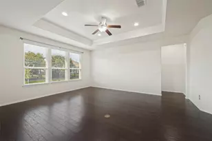 2941 Oyster Bay Dr, Frisco, TX 75036 - Photo 2
