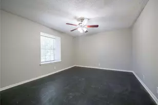 1717 N Locust St, Denton, TX 76201 - Photo 14