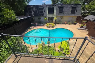 1717 N Locust St, Denton, TX 76201 - Photo 2