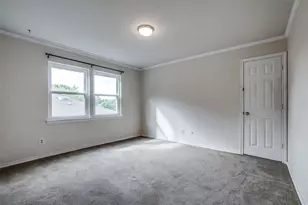 9911 Silver Creek Rd, Dallas, TX 75243 - Photo 24
