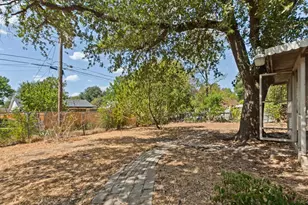 8917 Freeport Dr, Dallas, TX 75228 - Photo 18