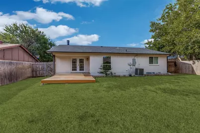 524 Cole Avenue, Saginaw, TX 76179 - Photo 12