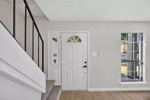 2630 Winslow Dr, Grand Prairie, TX 75052 - Photo 4