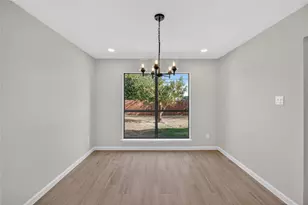2630 Winslow Dr, Grand Prairie, TX 75052 - Photo 8