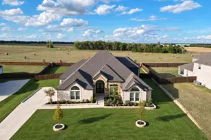 781 Emerald Valley Dr, Ovilla, TX 75154 - Photo 2