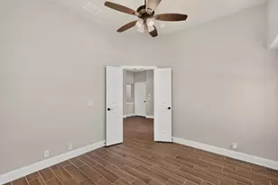1660 Irene Dr, Crowley, TX 76036 - Photo 32