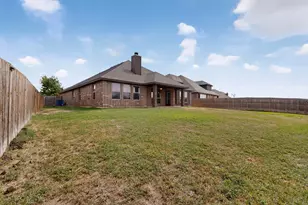 1660 Irene Dr, Crowley, TX 76036 - Photo 36