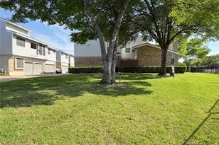 17490 Meandering Way, Dallas, TX 75252 - Photo 36