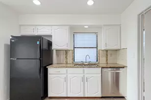 17490 Meandering Way, Dallas, TX 75252 - Photo 12