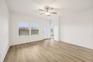 918 Angel St, Josephine, TX 75173 - Photo 12