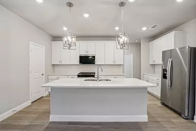 10816 Colonial Heights Lane, Fort Worth, TX 76179 - Photo 4