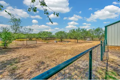 2207 Talbert Ranch Road, China Spring, TX 76633 - Photo 26