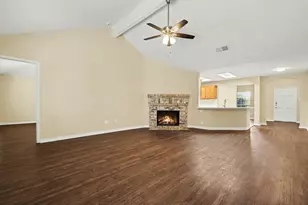 737 Oak Dale Ave, Lake Dallas, TX 75065 - Photo 4