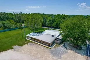 114 Central Ave, Marietta, TX 75566 - Photo 14
