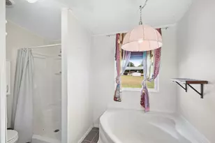 105 Apache St, Lipan, TX 76462 - Photo 16