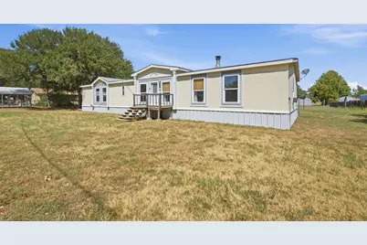 105 Apache Street, Lipan, TX 76462 - Photo 2
