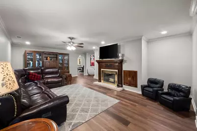1800 Woodcrest Avenue, Corsicana, TX 75110 - Photo 10