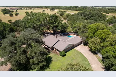 1800 Woodcrest Avenue, Corsicana, TX 75110 - Photo 38