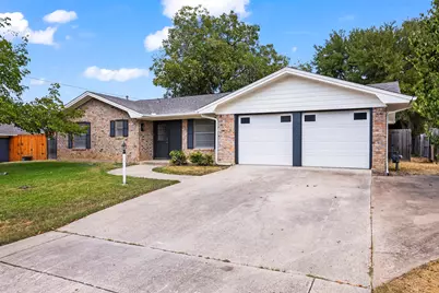 1009 Springdale Road, Bedford, TX 76021 - Photo 24