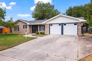 1009 Springdale Rd, Bedford, TX 76021 - Photo 24