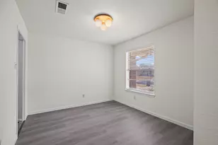 1009 Springdale Rd, Bedford, TX 76021 - Photo 18