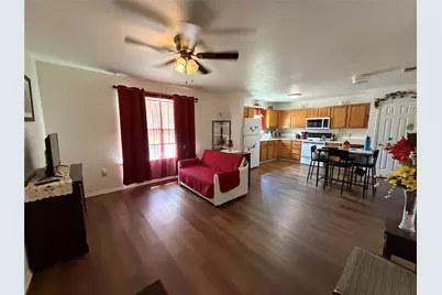 1101 N Stratton Street, Seymour, TX 76380 - Photo 2