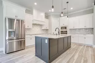 908 Meadowlark Ln, Granbury, TX 76048 - Photo 12