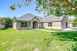 908 Meadowlark Ln, Granbury, TX 76048 - Photo 1