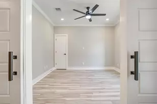 908 Meadowlark Ln, Granbury, TX 76048 - Photo 6