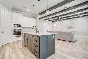908 Meadowlark Ln, Granbury, TX 76048 - Photo 16