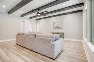 908 Meadowlark Ln, Granbury, TX 76048 - Photo 10