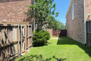 2108 Harris Pl, Plano, TX 75025 - Photo 6