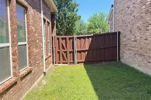 2108 Harris Pl, Plano, TX 75025 - Photo 8