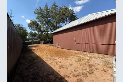 310 N Donald Street, Seymour, TX 76380 - Photo 36